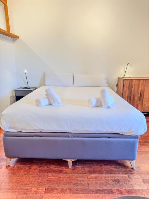 Acogedor Estudio En 4pax Parking-es Apartment